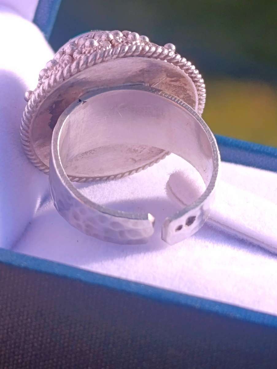 Vintage Sterling Tribal Green Gemstone Ring