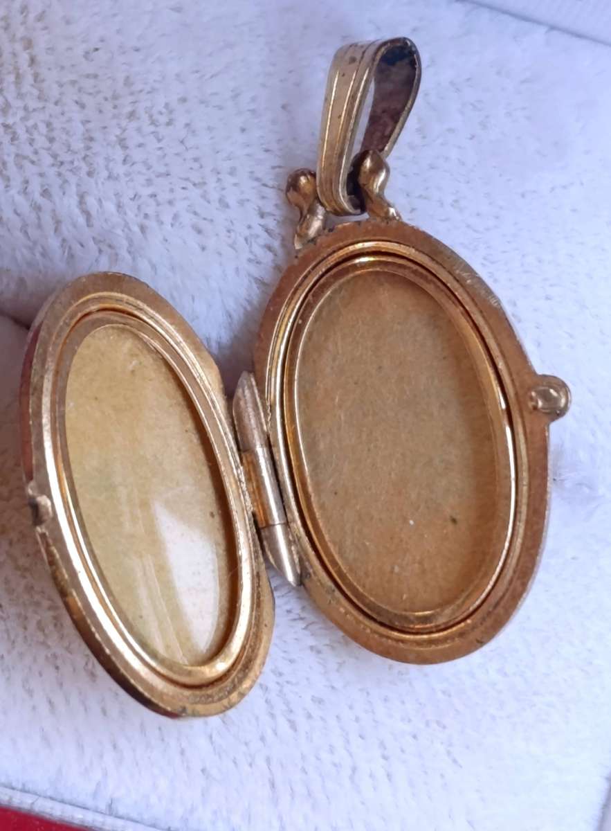 14K Rolled Gold Vintage Locket Pendant