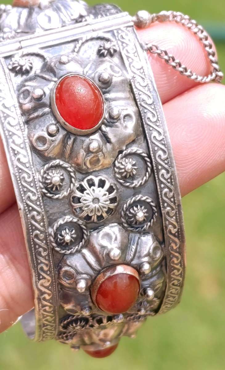 800 Silver Carnelian Bangle Bracelet