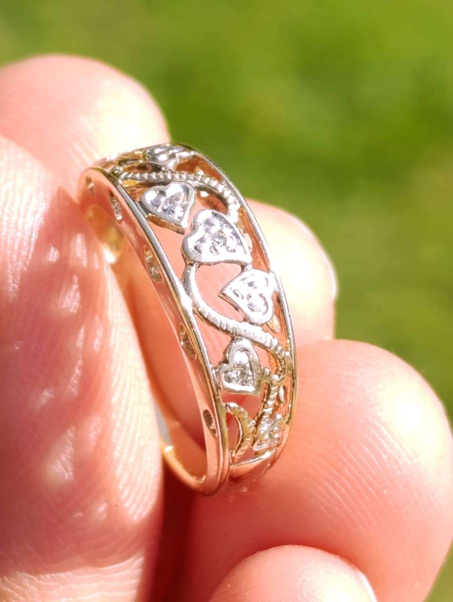 9ct Gold Hearts Diamond Ring