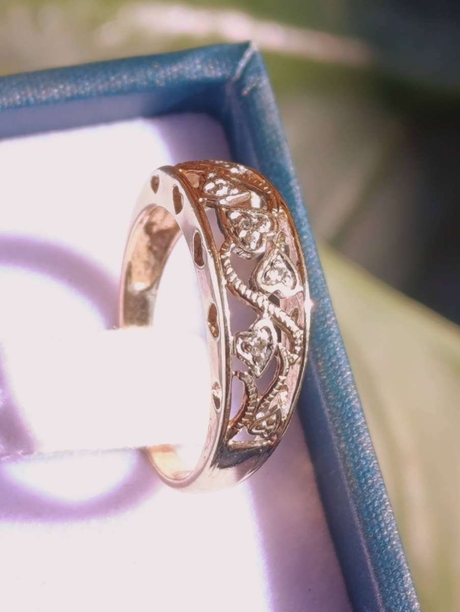 9ct Gold Hearts Diamond Ring
