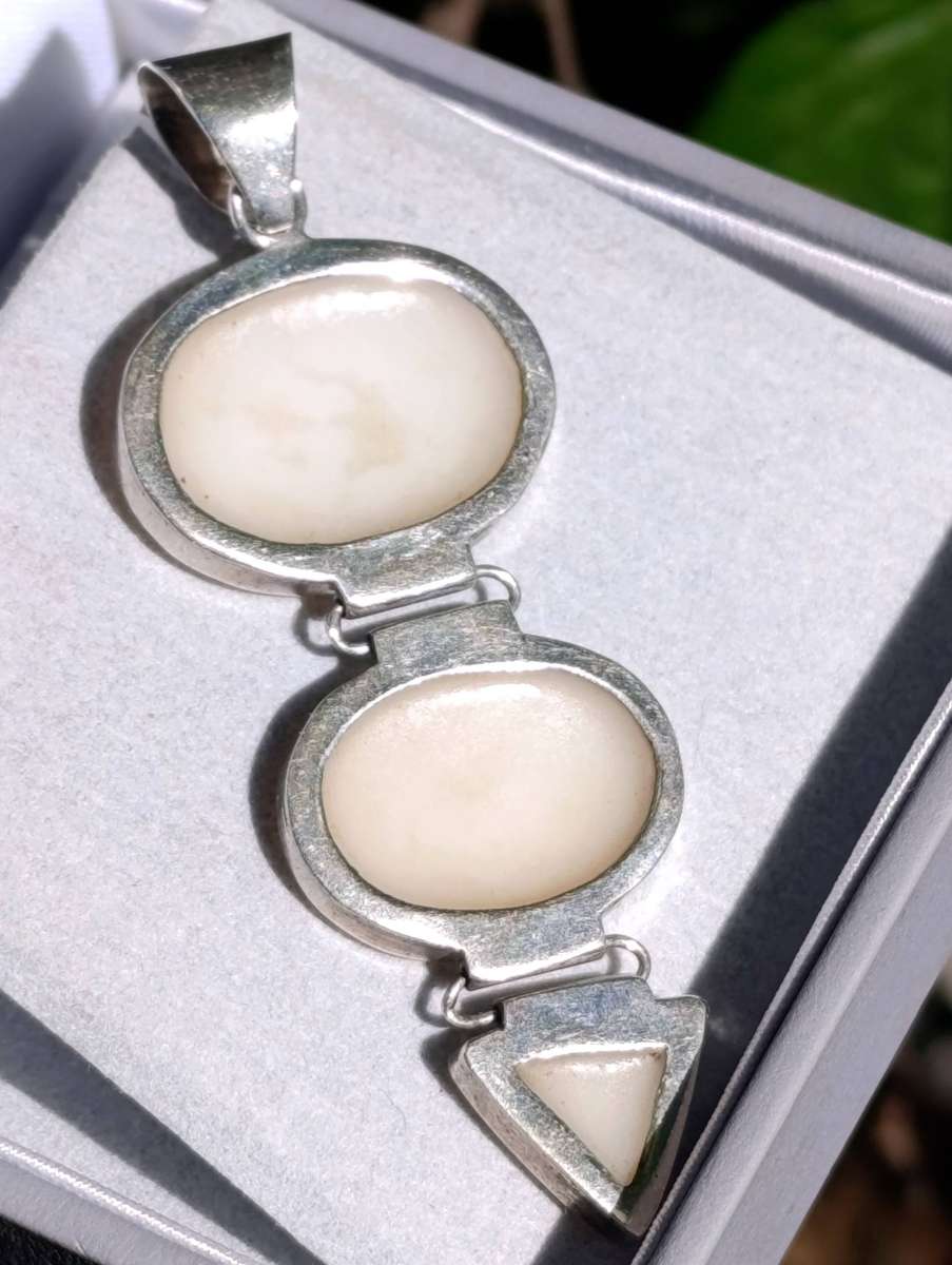 Sterling Mother of Pearl Vintage Pendant