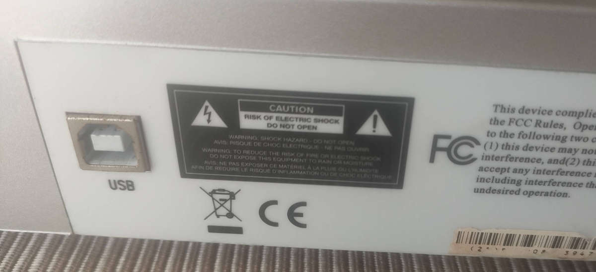 Ion Power Play LP -USB Powered Vinyl - Archiving Turntable