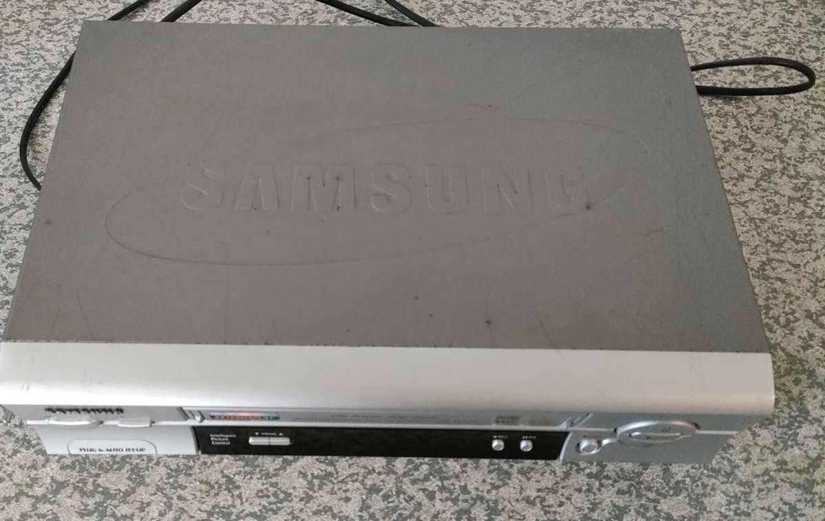 Samsung VHS Video Player