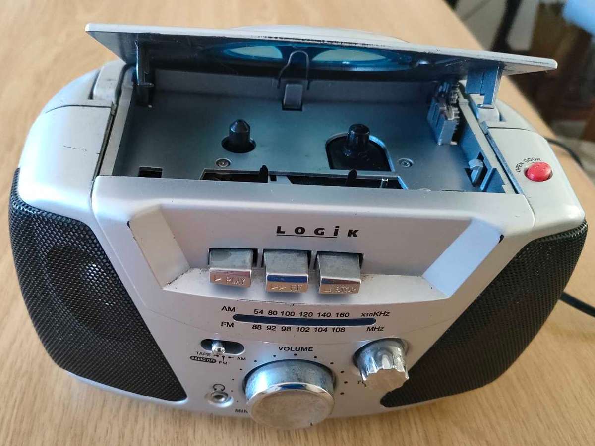 Logik Radio Tape Mini Combo