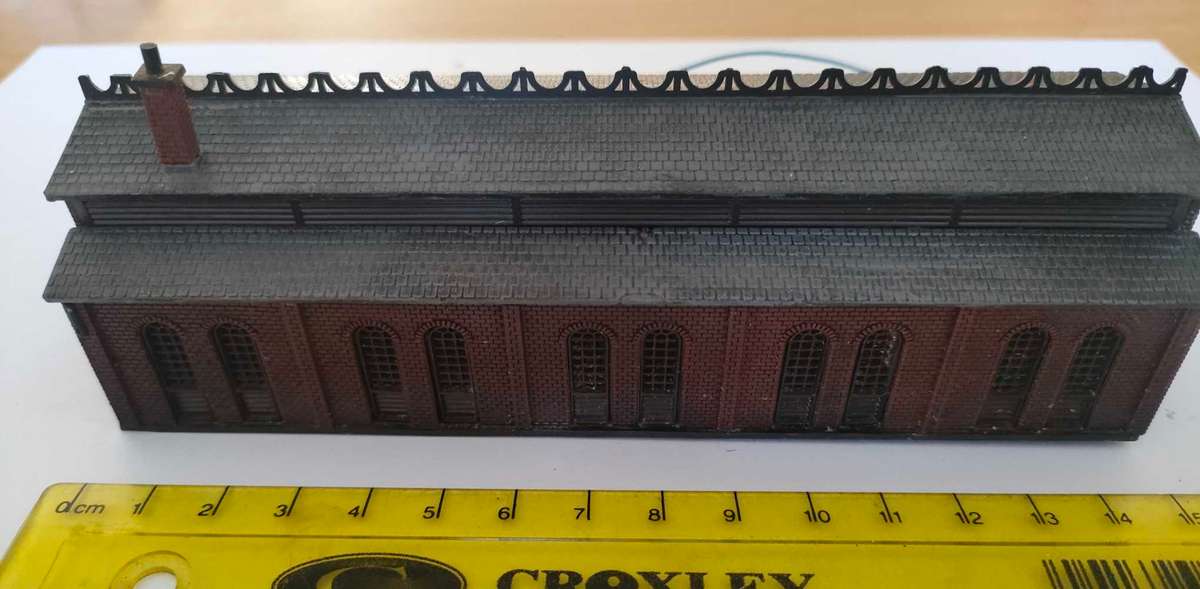 Z Gauge Building