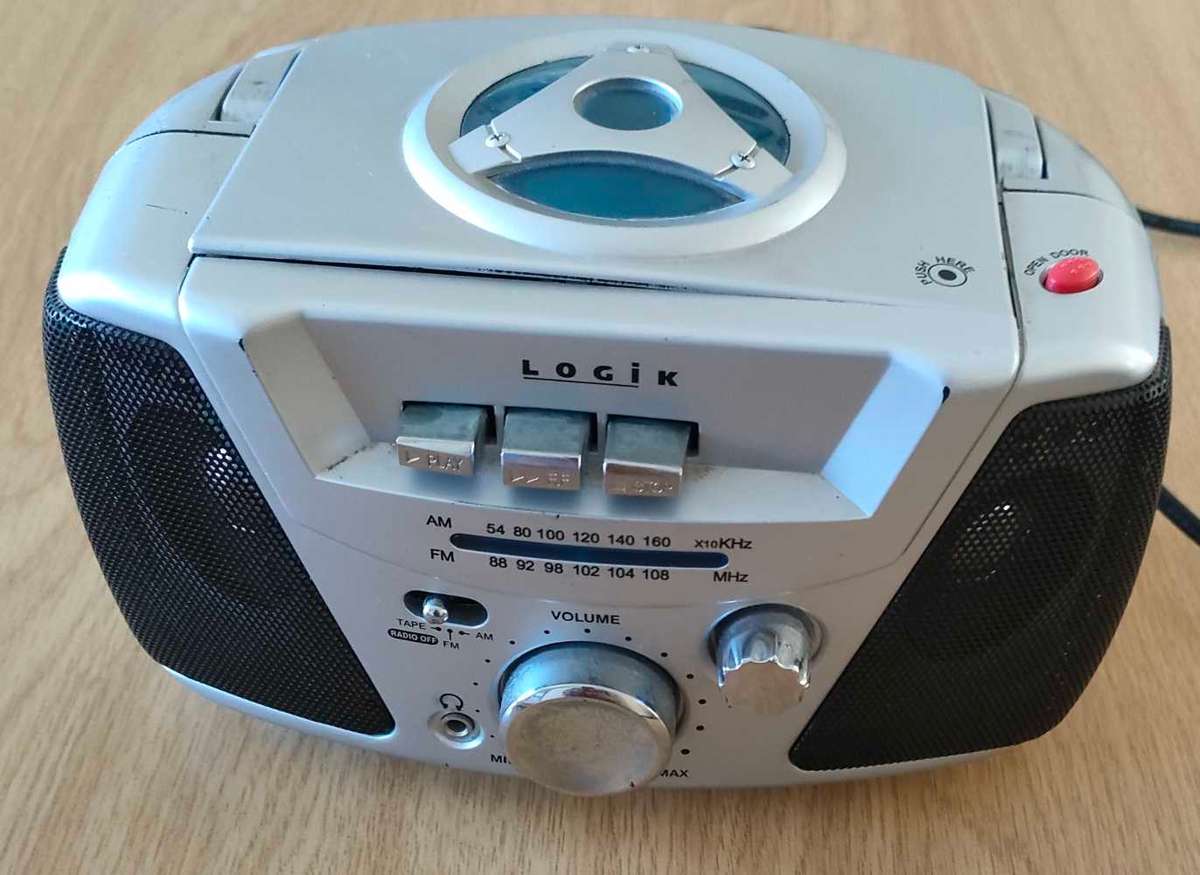 Logik Radio Tape Mini Combo