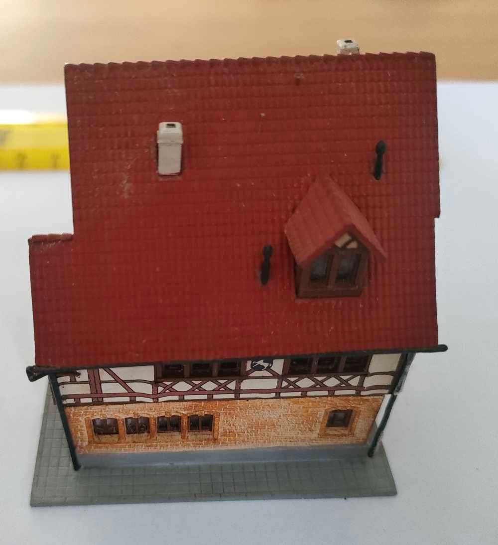 Z Gauge Building