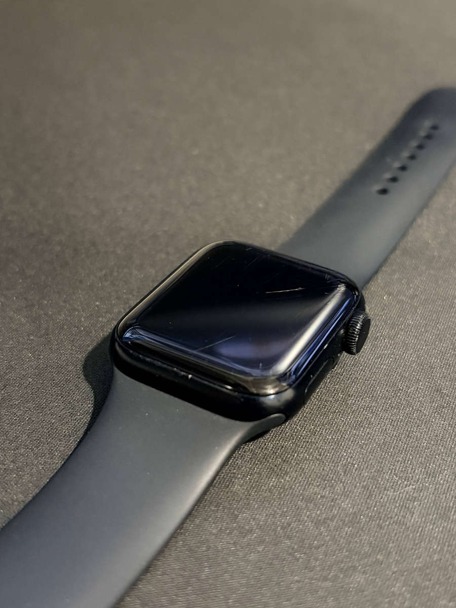 Apple Watch SE (2nd generation) GPS