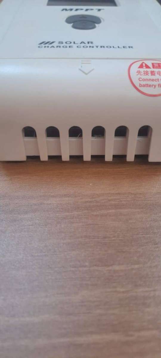 MPPT Solar Charge Controller