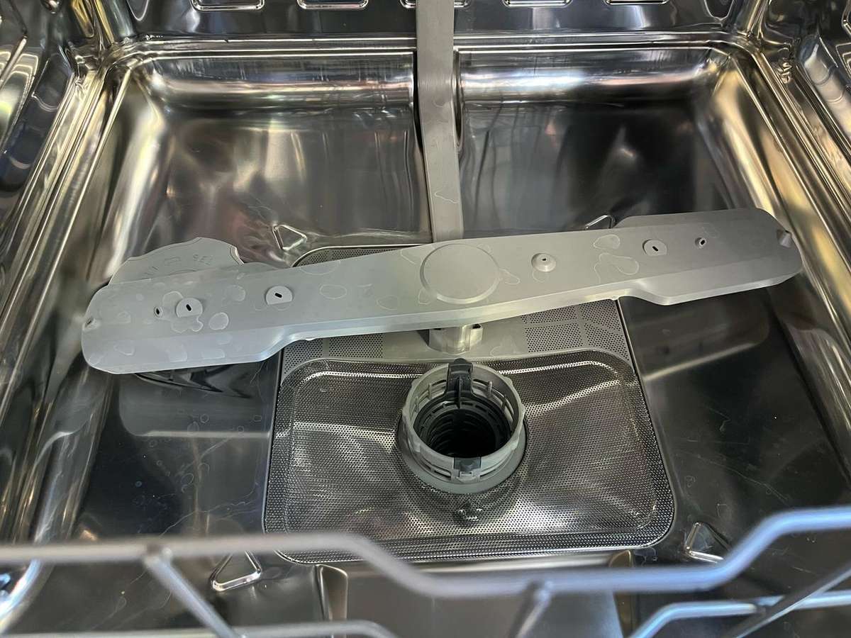 DDW 242: Defy 13 Place Settings - Dishwasher - Manhattan Grey