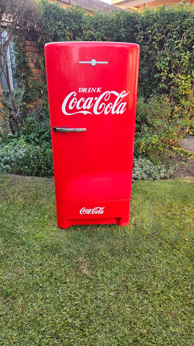 Vintage General Electric Coca Cola Fridge