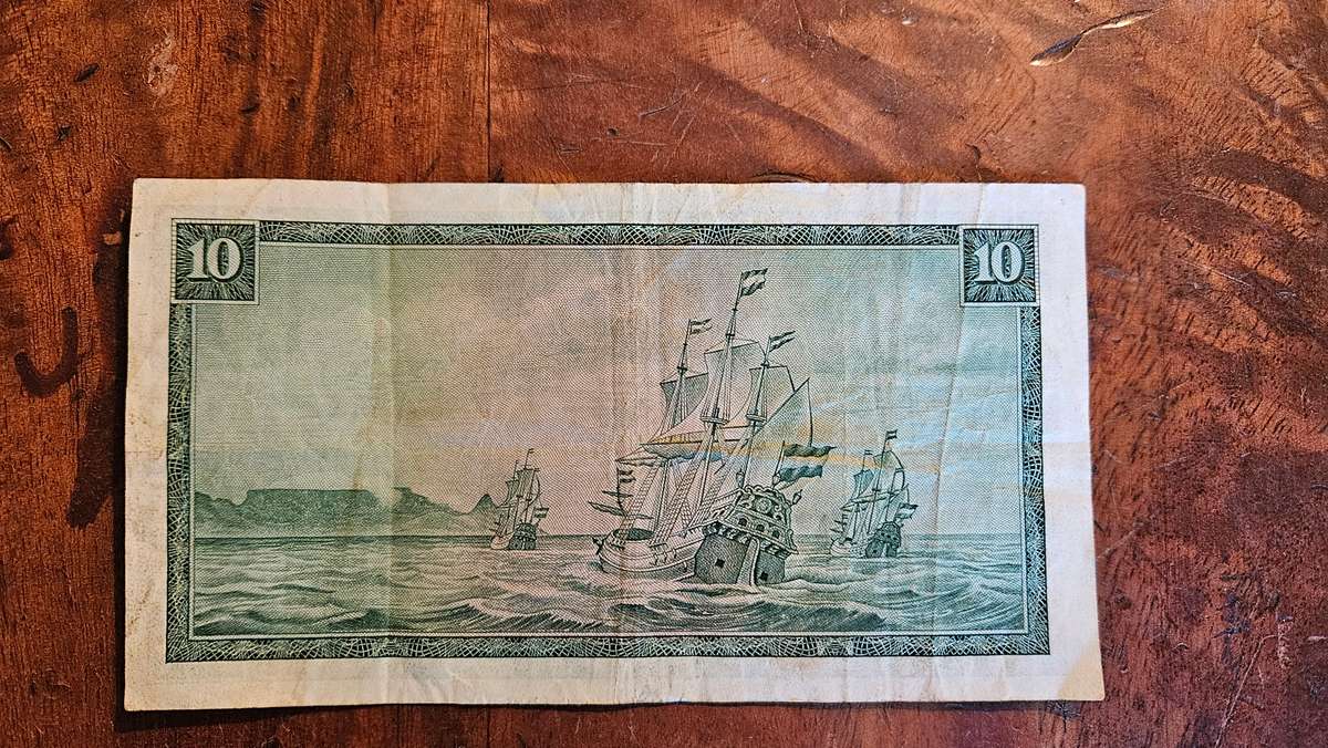 South African R10 Bank Note TW de Jong