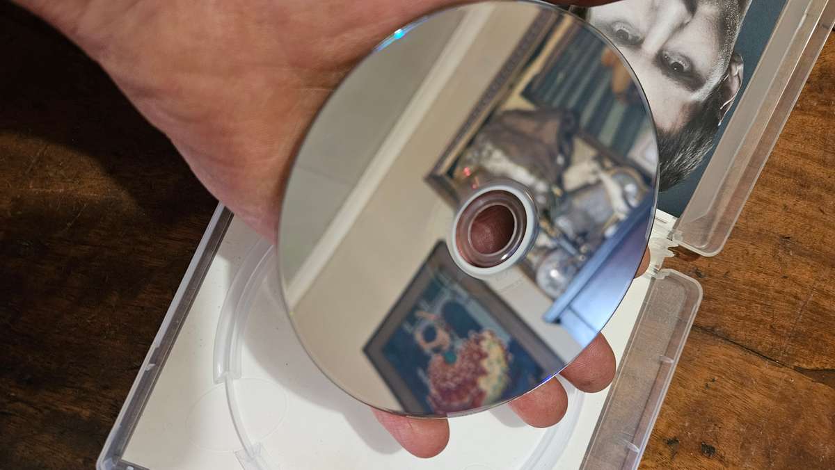 PS3 Mortal Kombat, Fifa Street and a Blue Ray Stomp the Yard