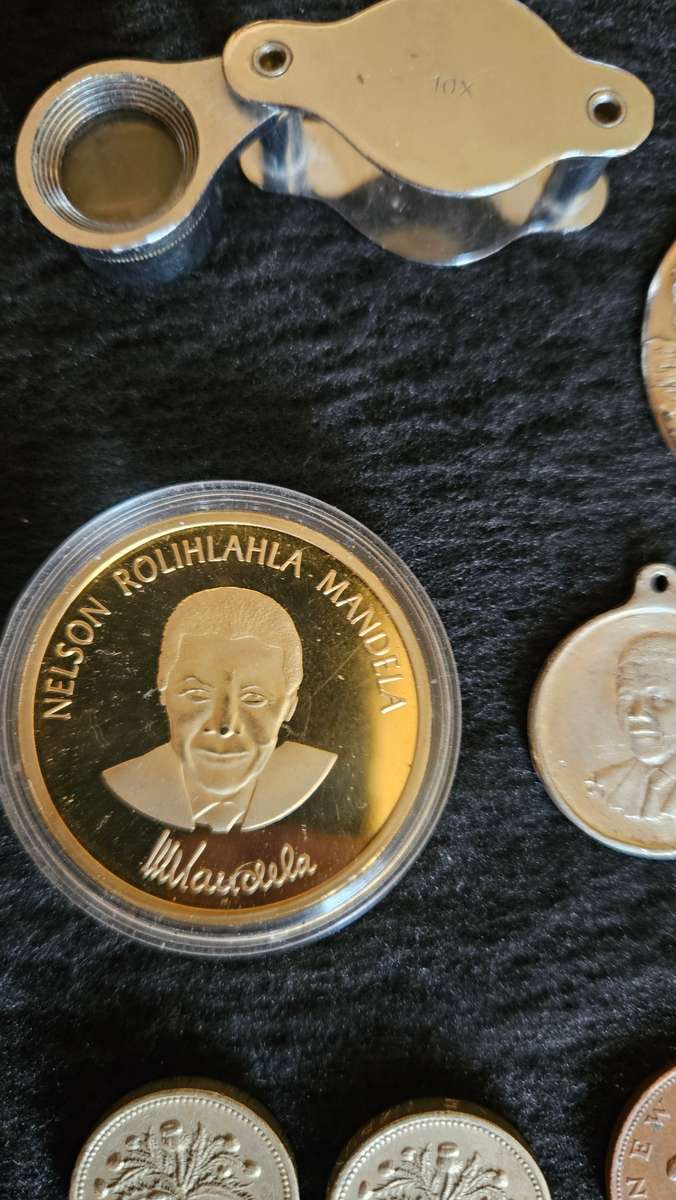 Variety of collectable Items Lot