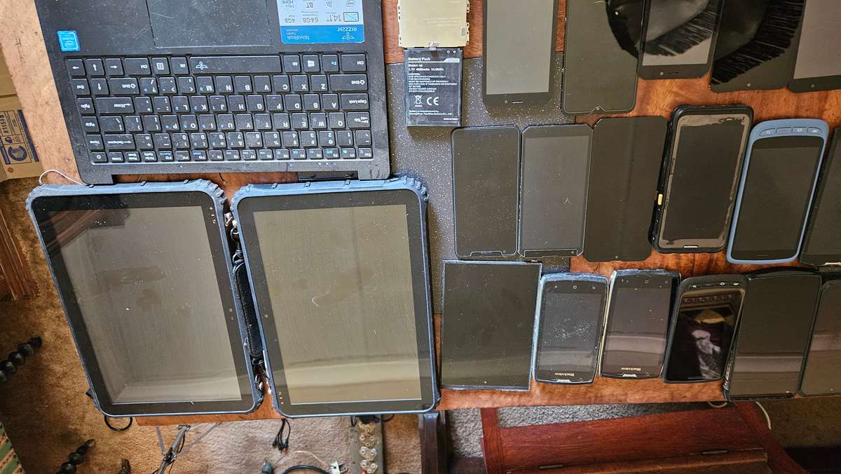 Cell Phone Screen Lot Plus More.
