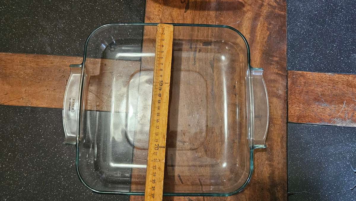 Pyrex Oven Dishes