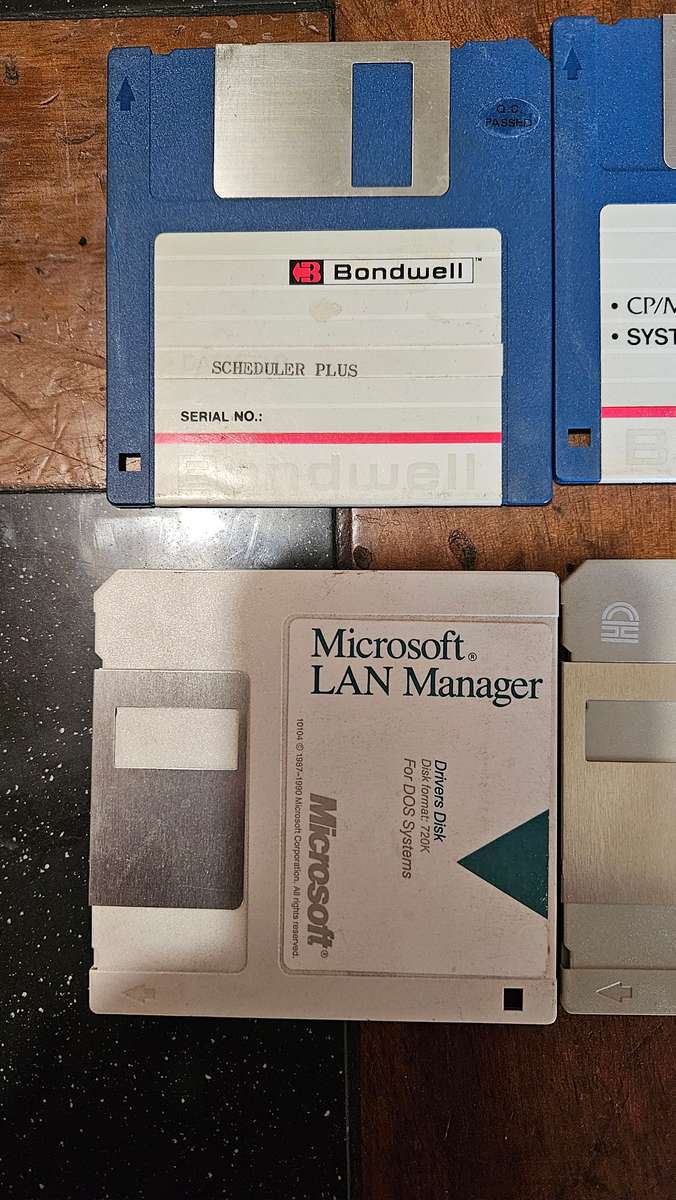 Delrina 4-1 Users Guide is Sealed Plus More