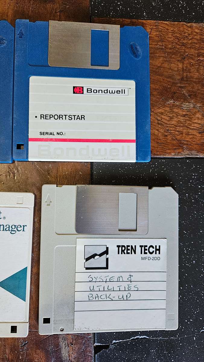 Delrina 4-1 Users Guide is Sealed Plus More