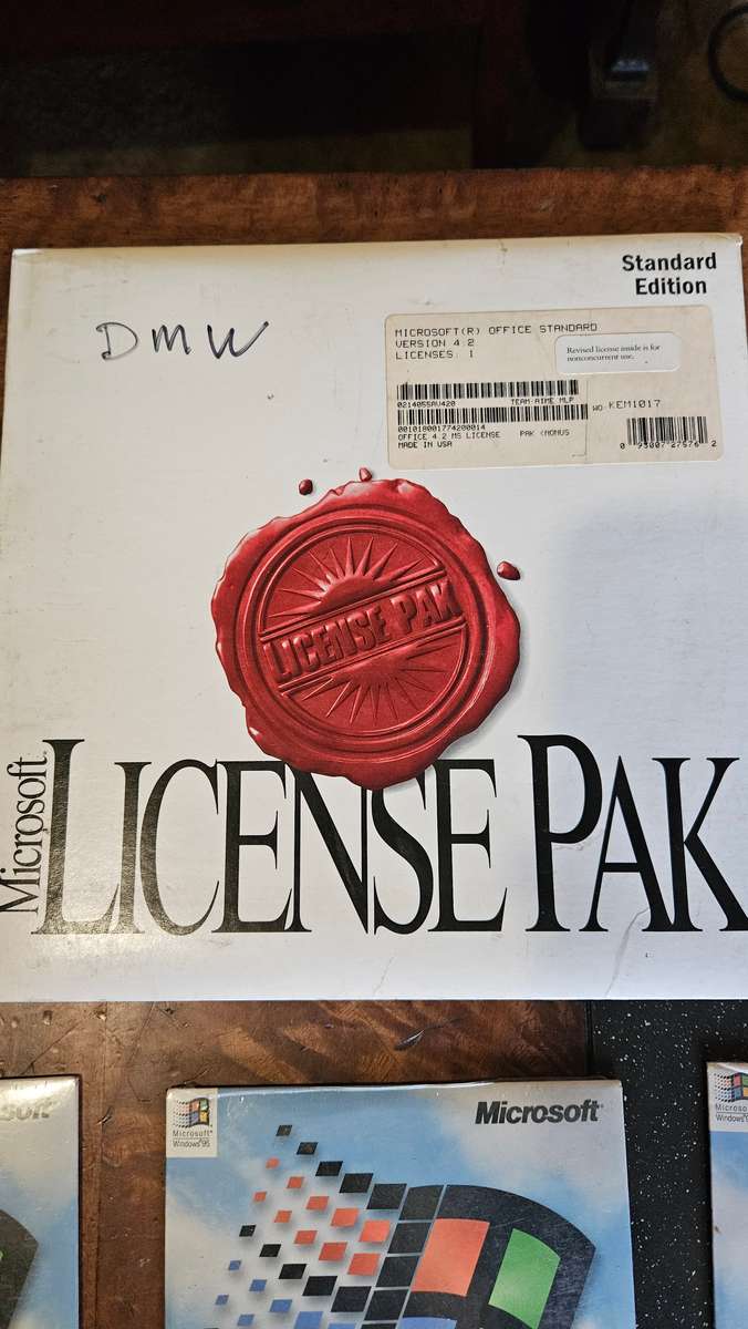 Microsoft License Pack & Windows 95 all Sealed. Plus Pastel