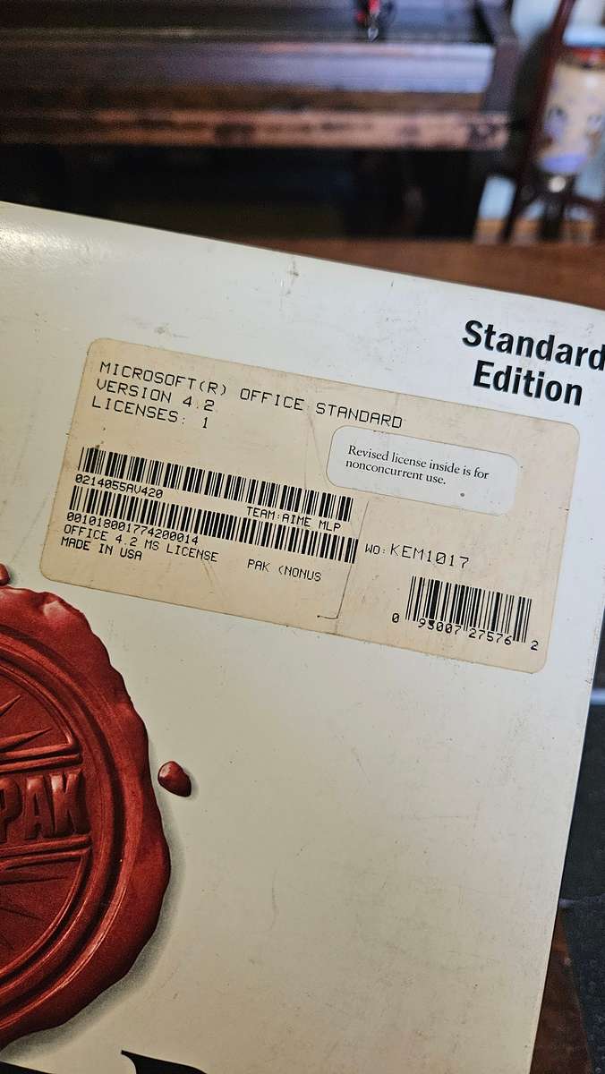 Microsoft License Pack & Windows 95 all Sealed. Plus Pastel