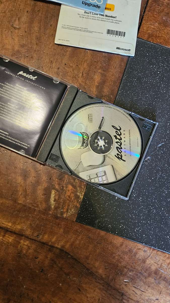 Microsoft License Pack & Windows 95 all Sealed. Plus Pastel