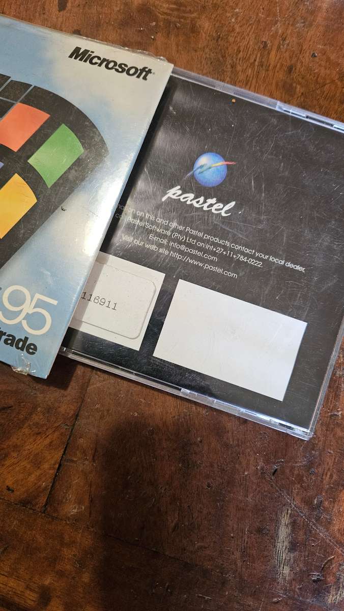 Microsoft License Pack & Windows 95 all Sealed. Plus Pastel