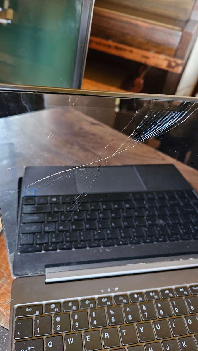 Toshiba & Chuwi Laptops