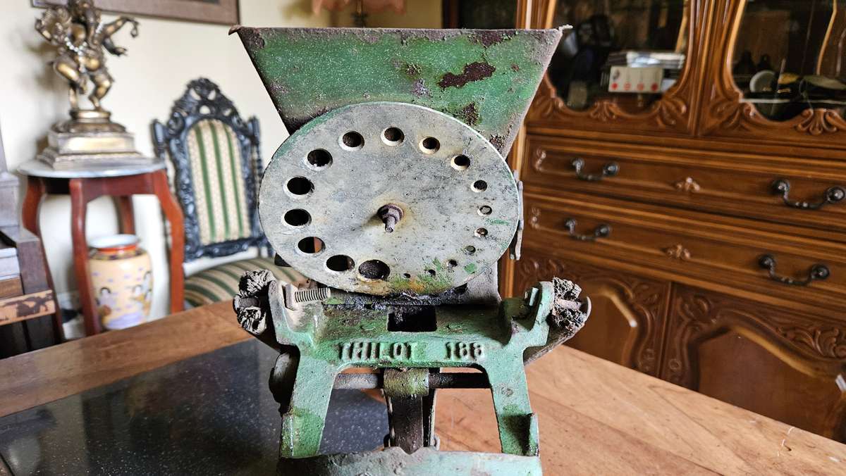 Antique 1920's Hand Driven Thilot 188 Seeding Machine from Holland