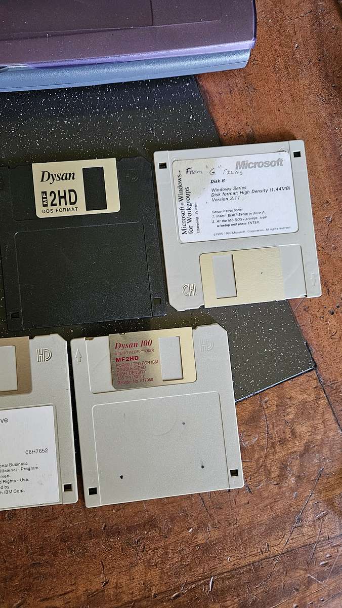 Acer Travel-Mate Model 340