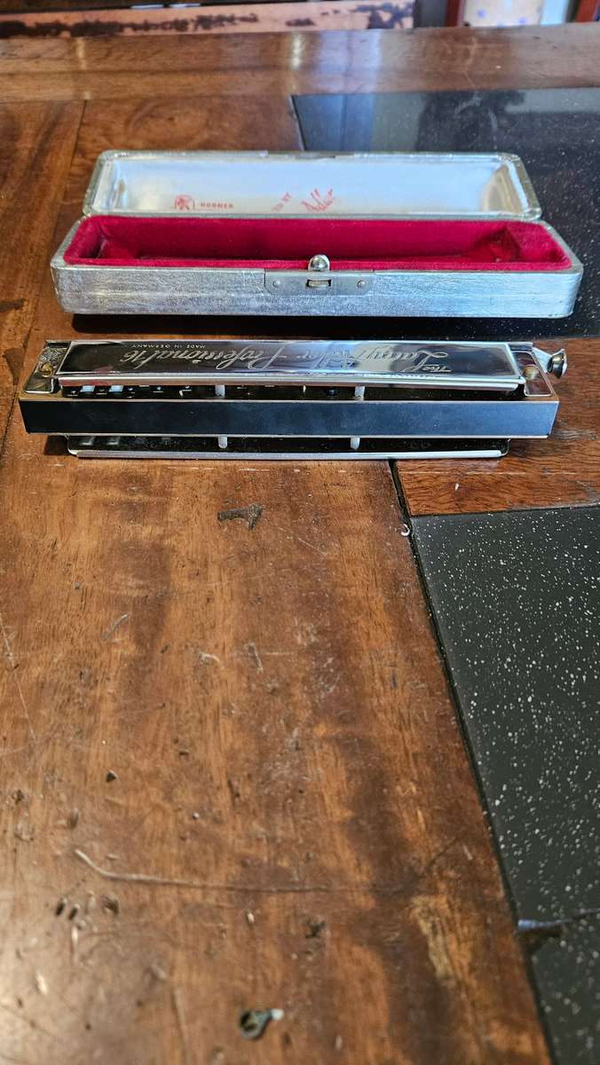 Hohner The Larry Adler Professional Chromatic Harmonica