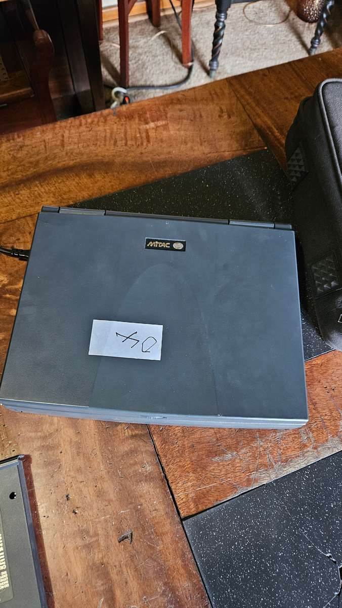 Mitac Model 5026 Laptop