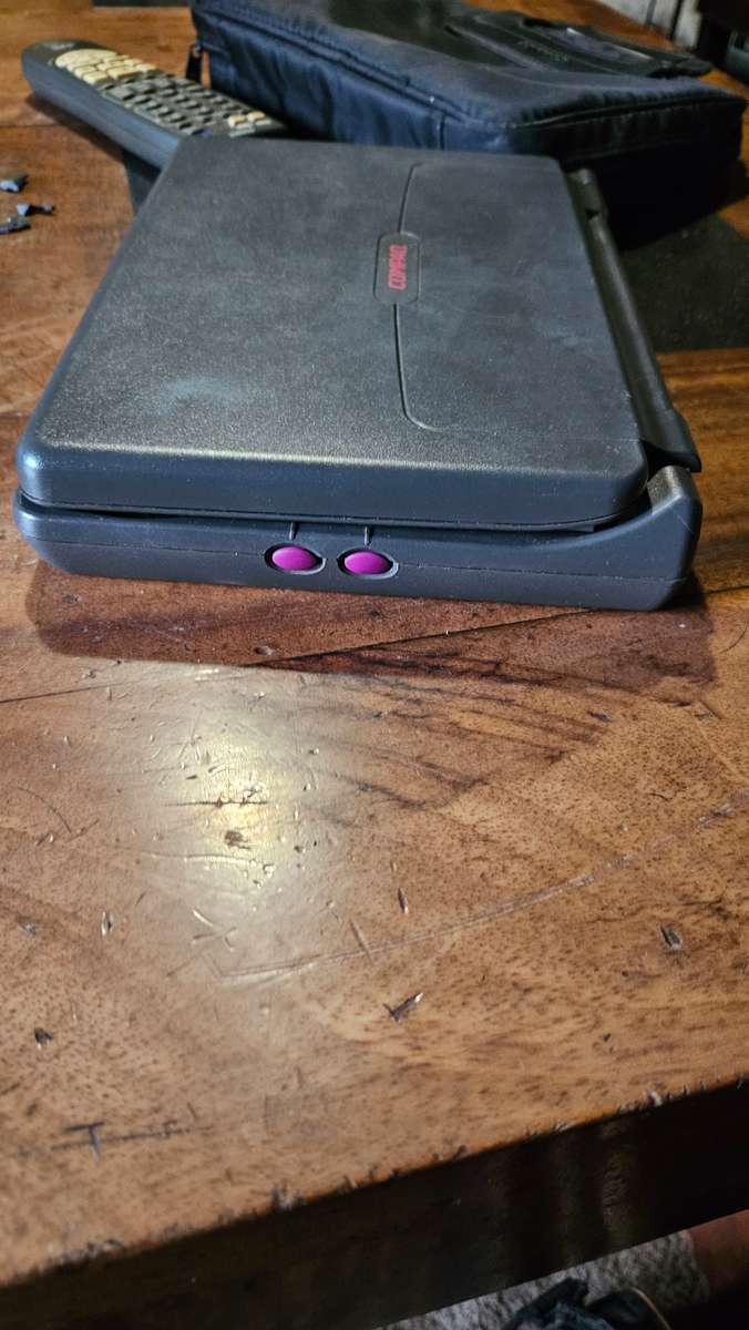 Compaq Contura 4/33C Series 2830A