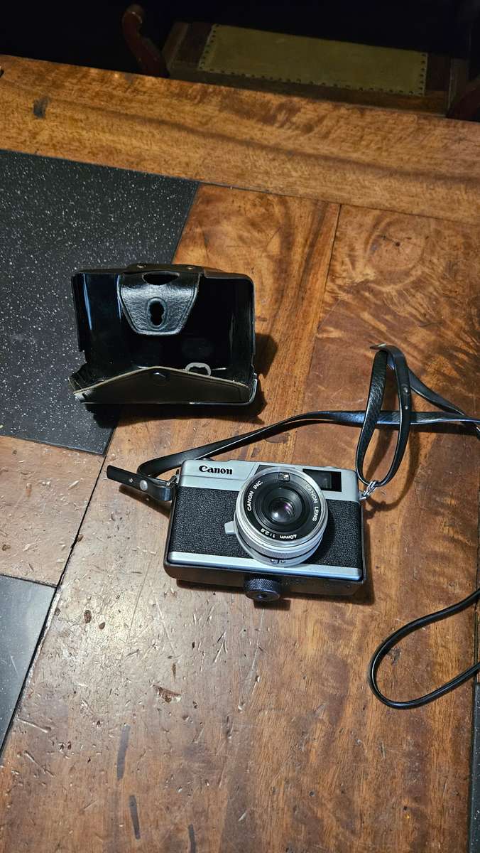 Canon Canonet 28 35mm Film Camera