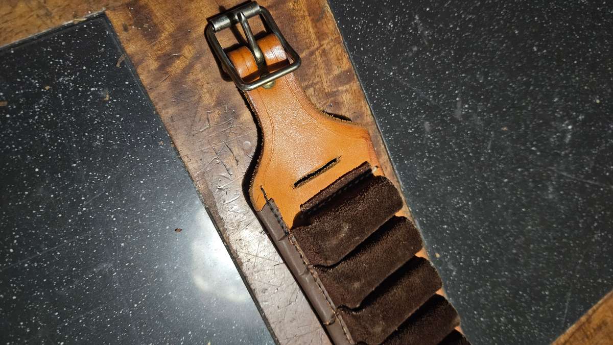 Authentic  EL Paso 12 g Shotgun Leather Ammo Belt