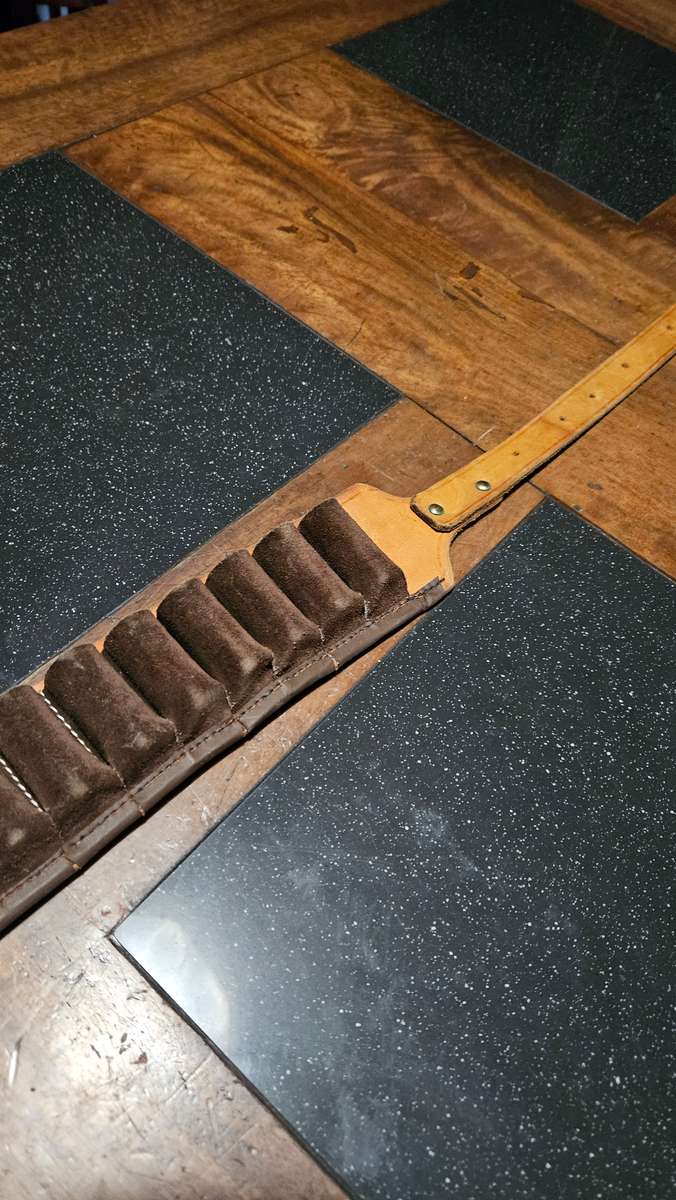 Authentic  EL Paso 12 g Shotgun Leather Ammo Belt