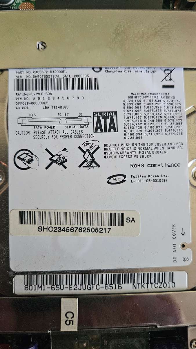 Fujitsu Siemens AMILO Laptop Model M1450 G