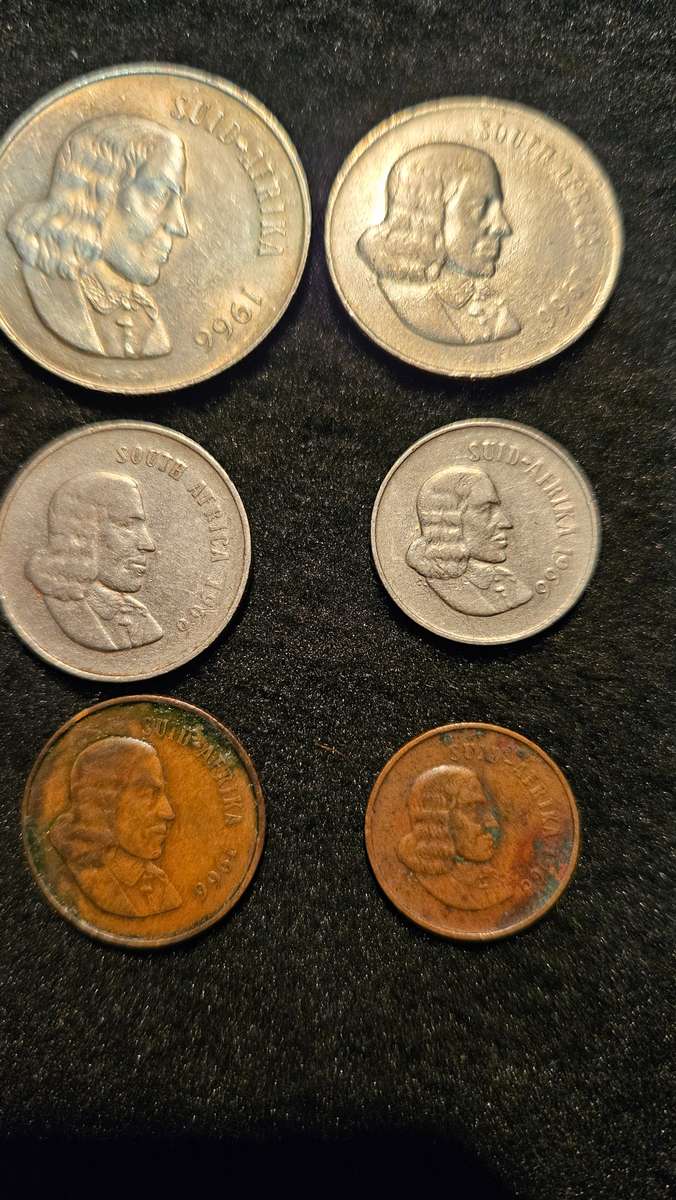 Collectable 1966 Coins Set