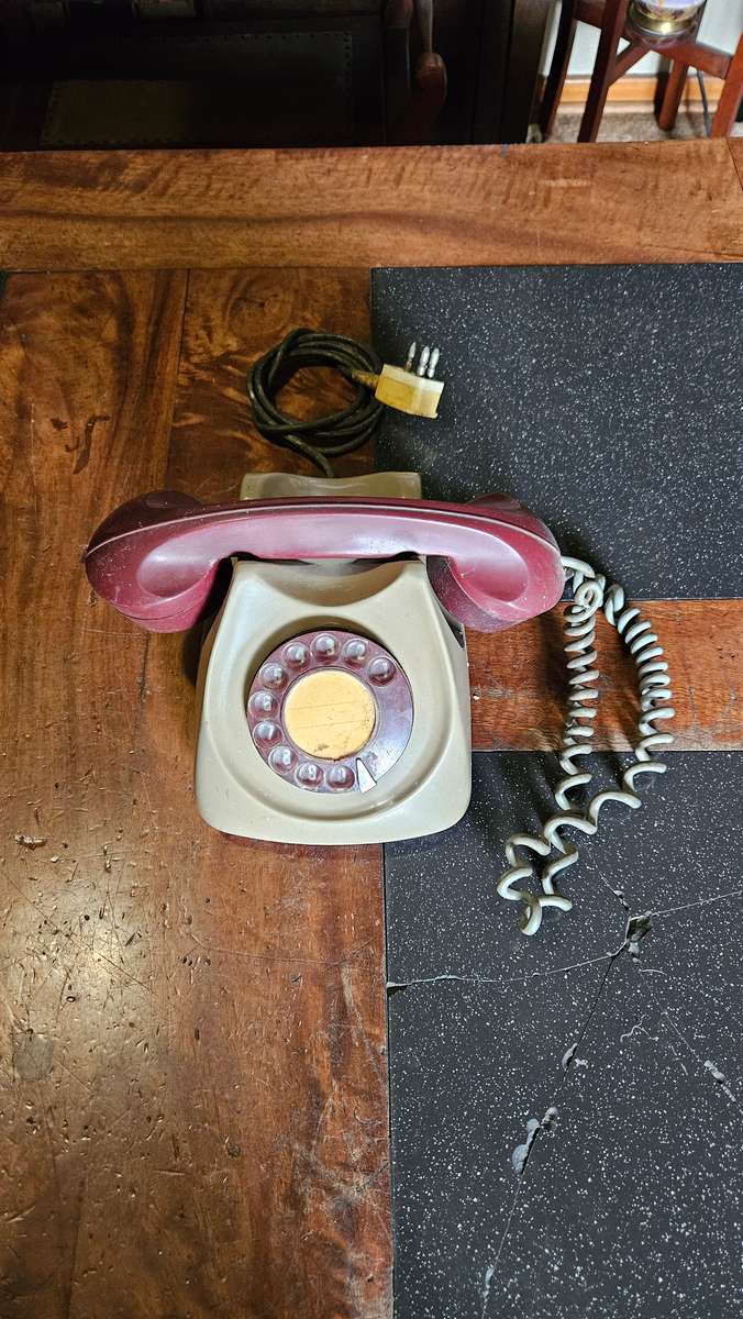 Vintage Dial Telephone