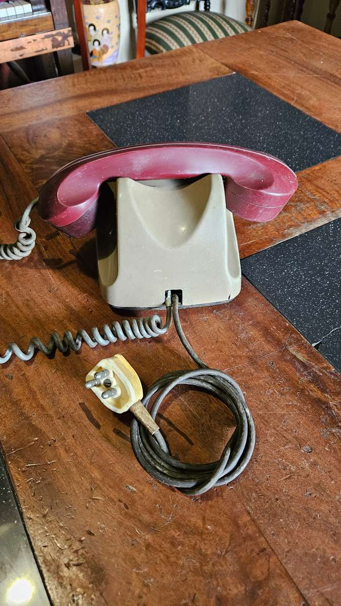 Vintage Dial Telephone