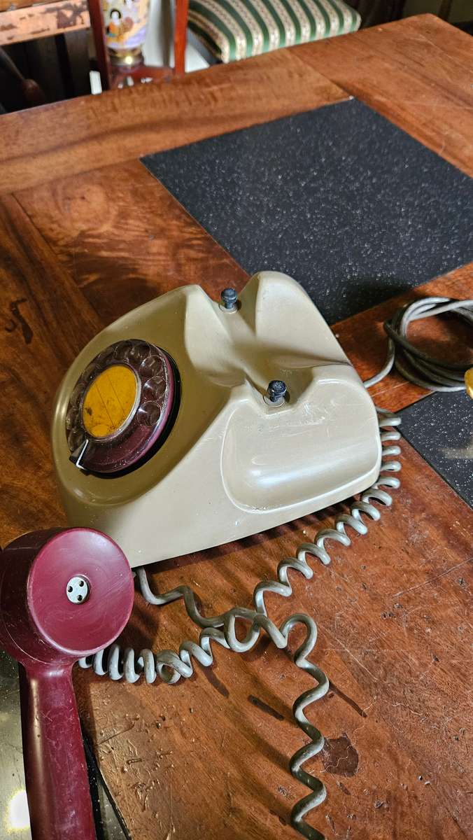 Vintage Dial Telephone