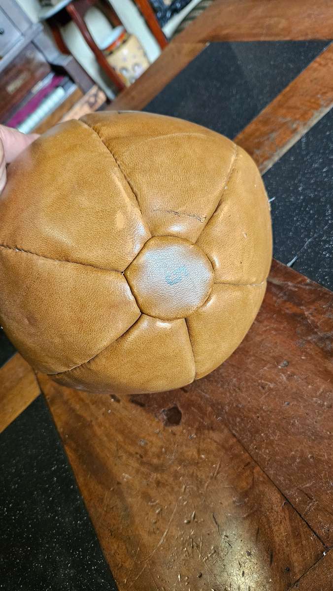 Vintage Dowson Leather 5kg Medicine Ball