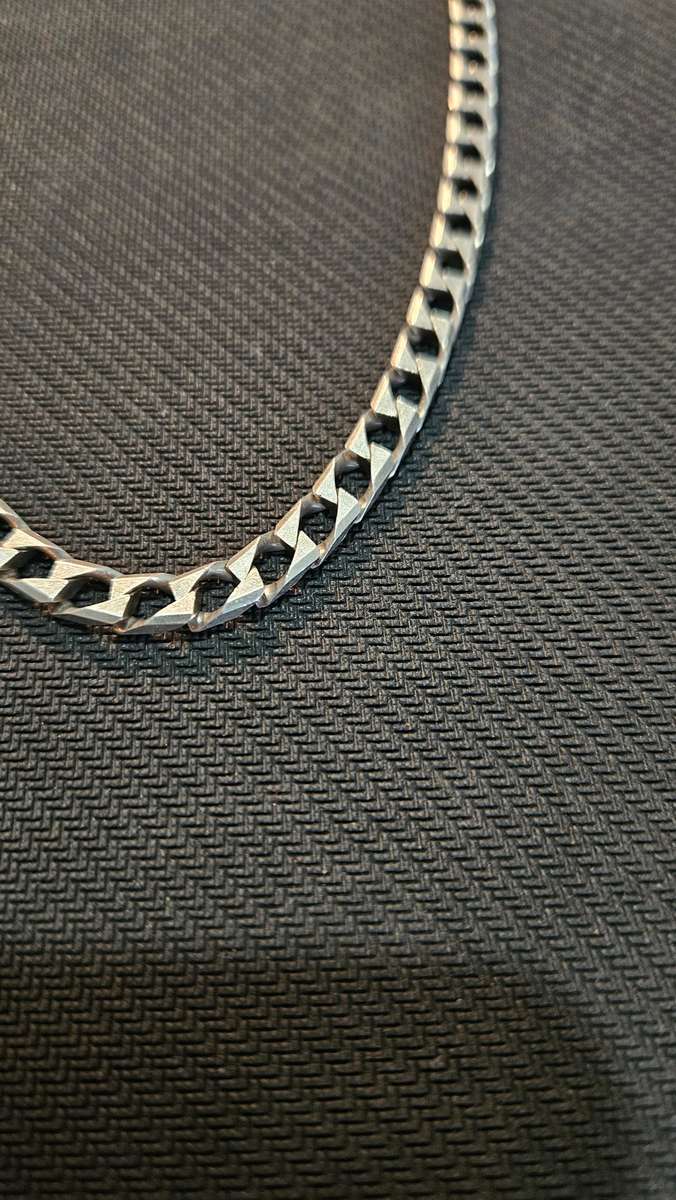 34 Grams Silver Men's Necklace