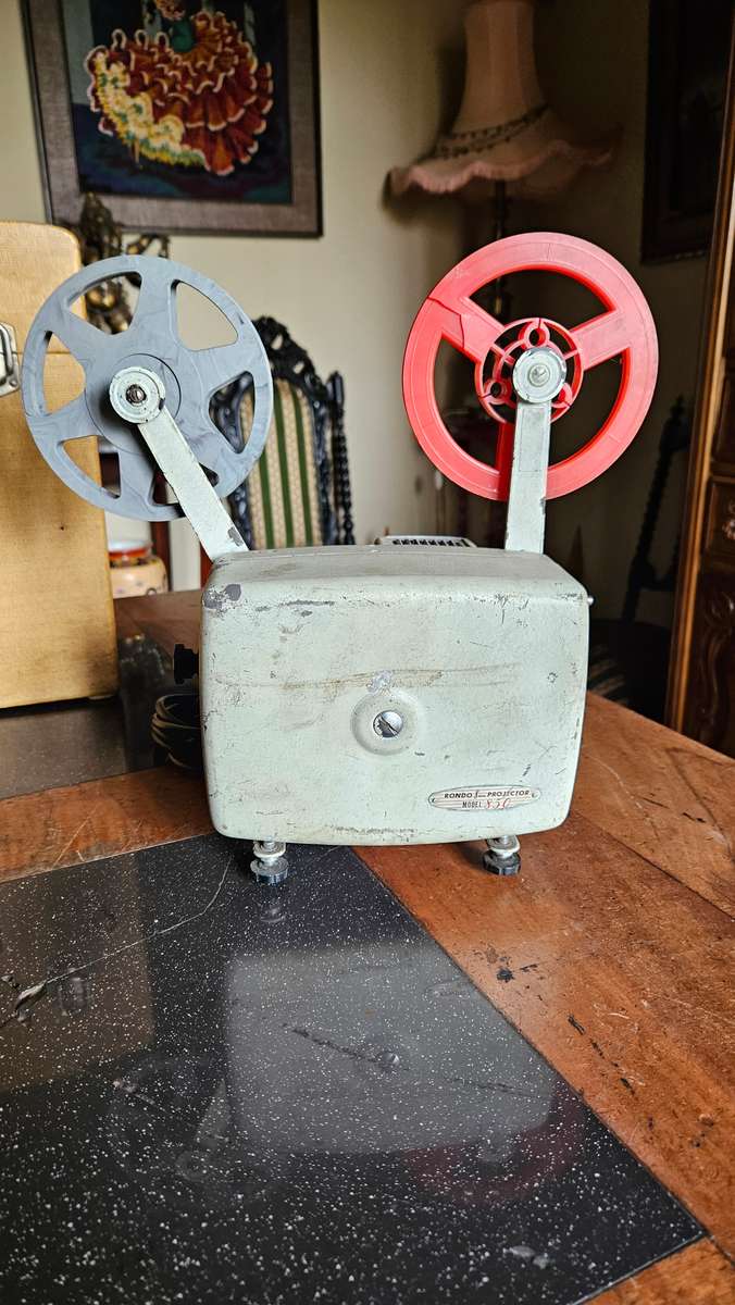 Vintage Rondo 8mm Projector Model