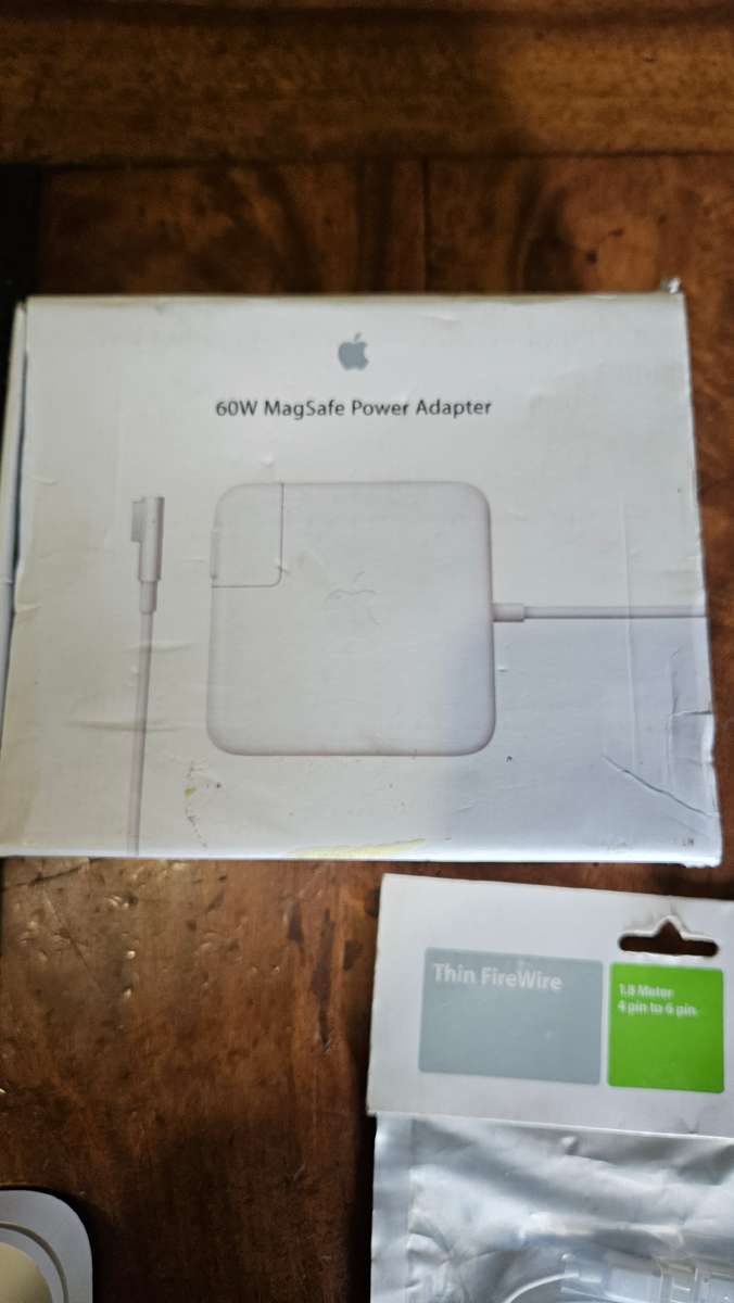 Apple Items Lot
