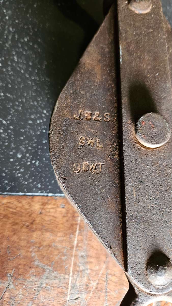 Block & Tackle Pully