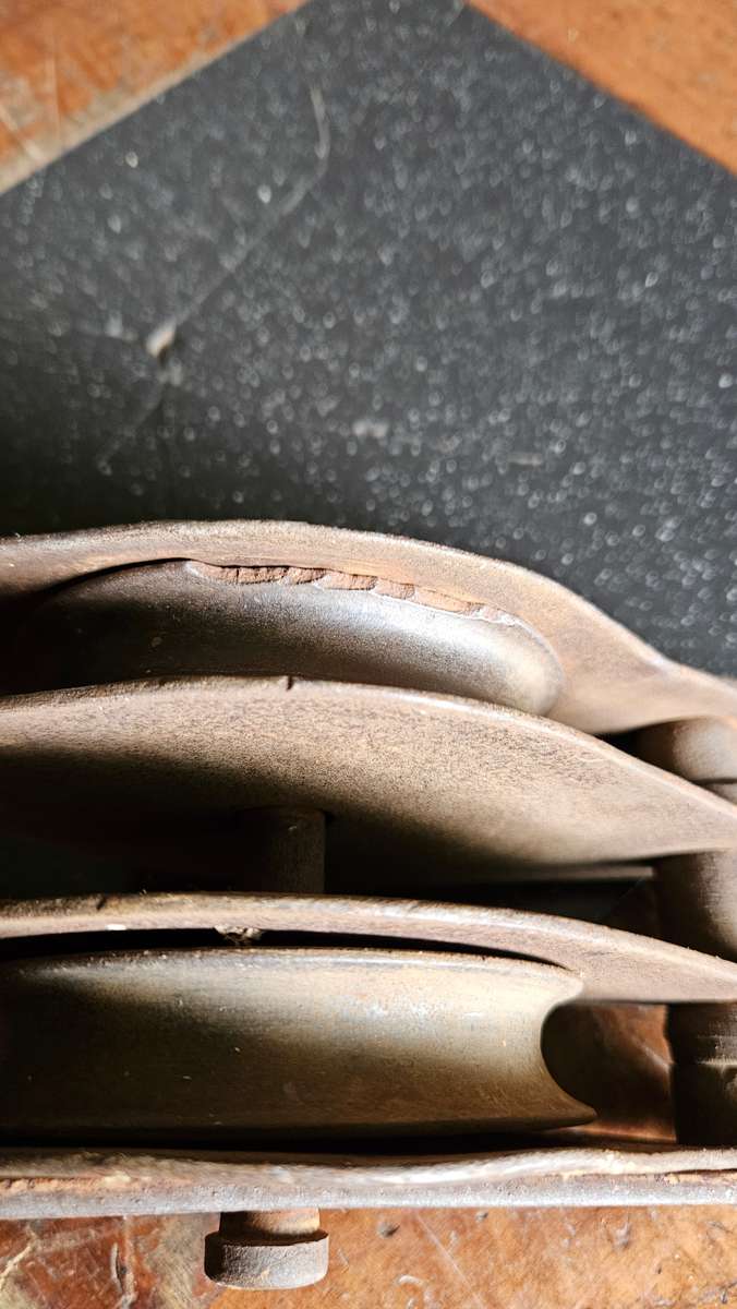 Block & Tackle Pully