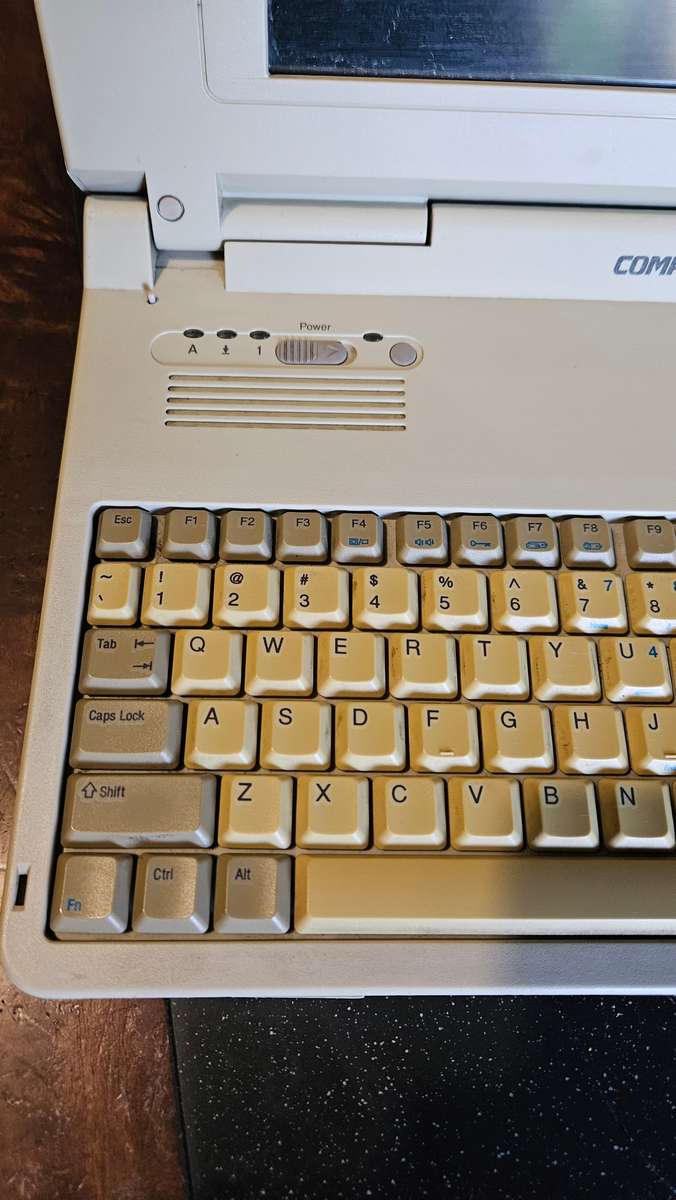 Vintage Compaq Lite Elite Laptop 4/40 CK