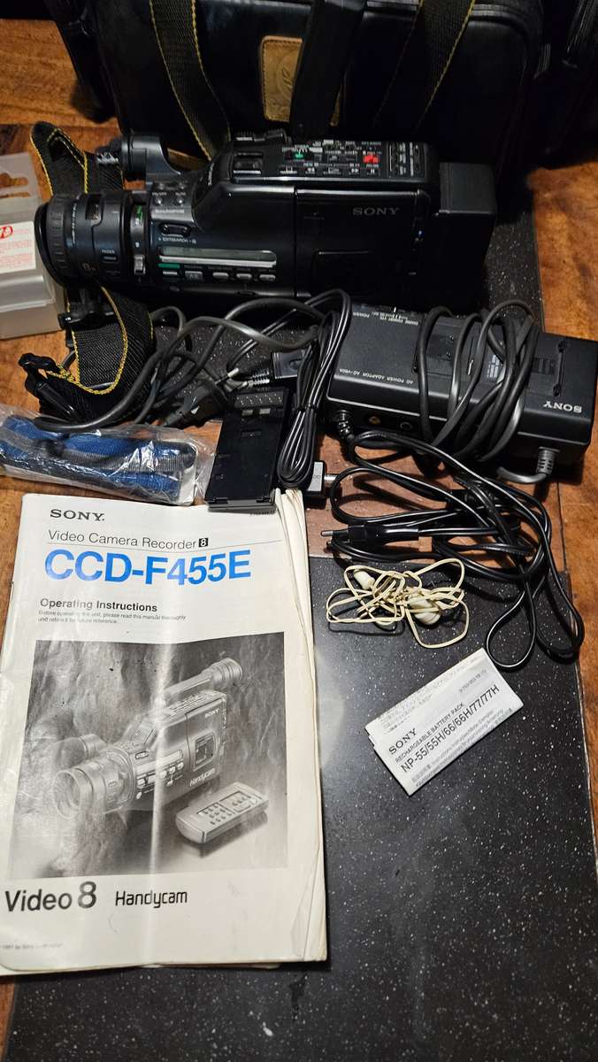 Working & Non-Working Video Recorders Lot plus Accessories