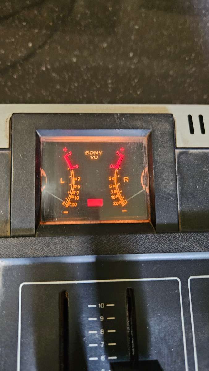 Vintage Sony Solid State Cassette Corder TC 121